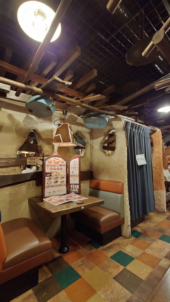 びっくりドンキーの店内