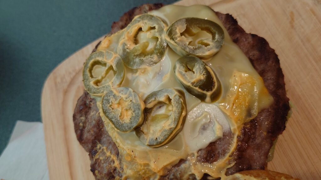 ハラペーニョアンガスバーガーの中身