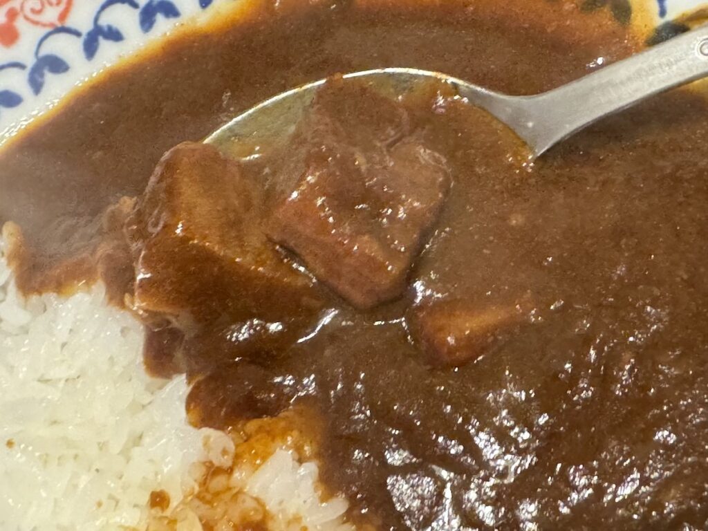 お肉の量は少なめ