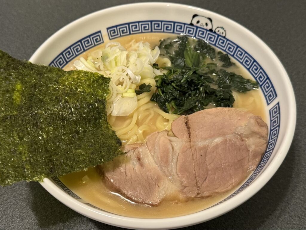 極楽汁麺百麺 豚骨醤油拉麺