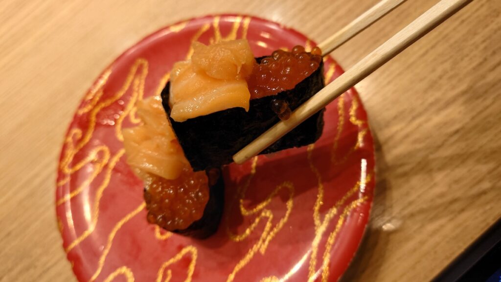 紅鮭いくら軍艦を実食