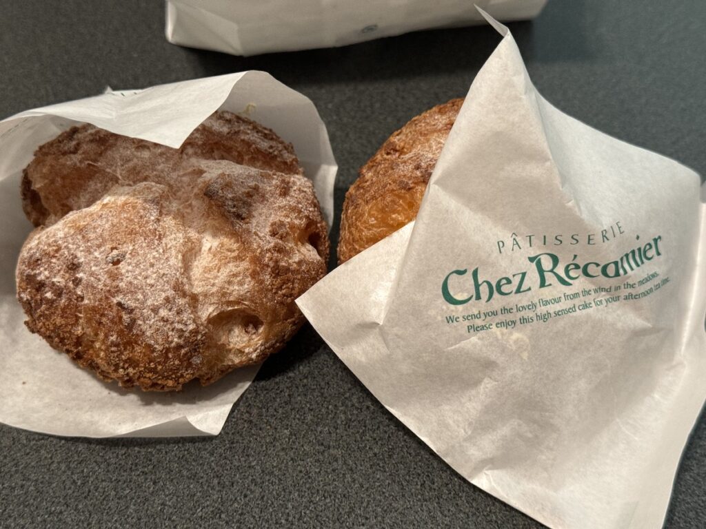 シェ・レカミエのシュークリーム実食
