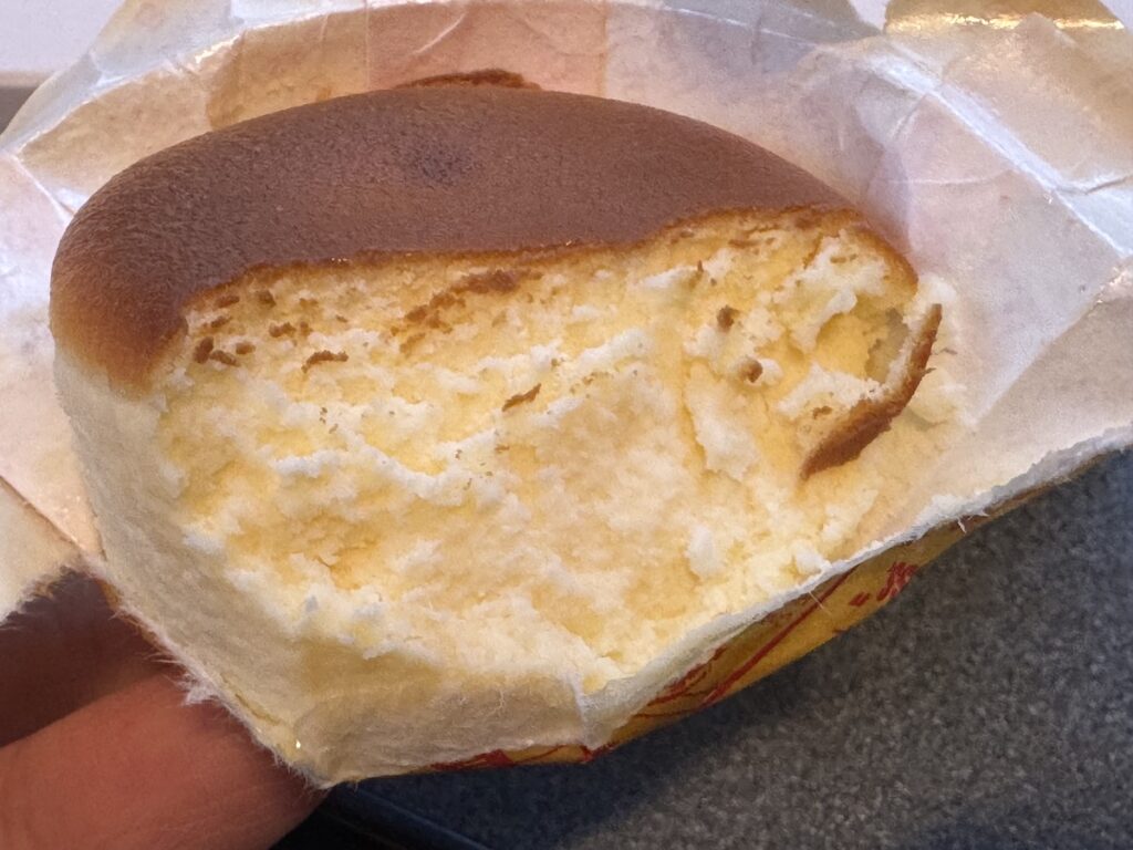 バスクチーズケーキめちゃうまい