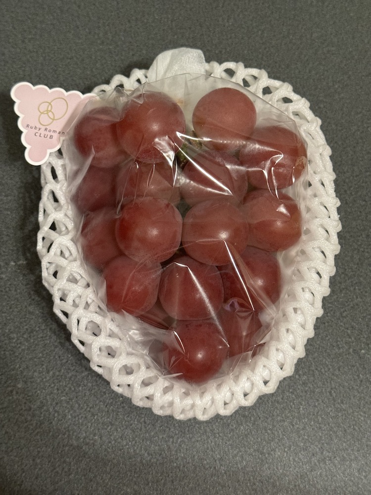 大粒ルビーロマン